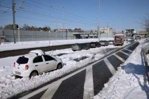 Εικόνα-σοκ από δορυφόρο: Η "Ελπίδα" έθαψε με χιόνι έξι εκατομμύρια στρέμματα σε Αττική, Βοιωτία και Φθιώτιδα - εικόνα 3