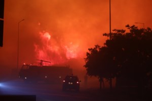 Μάχη με τις φλόγες σε Βοιωτία, Εύβοια, Καβάλα, Κύθνο - Οι εξελίξεις σε όλα τα μέτωπα