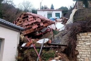 Κακοκαιρία Gaia: Μήνυμα του 112 σε Κρήτη, Σάμο και Δωδεκάνησα - Σε ποιες περιοχές θα συνεχιστούν τα ισχυρά φαινόμενα