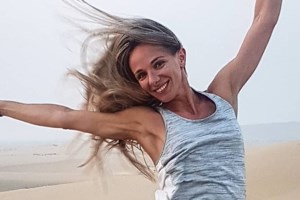 Συγκλονίζει η Αντιγόνη Ντρισμπιώτη: "Όταν ήμουν μικρή τα άλλα κορίτσια δεν με έκαναν παρέα γιατί φορούσα τρύπια παπούτσια"