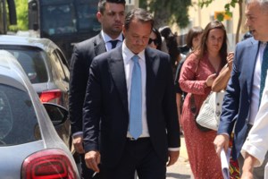 Η οργισμένη ανάρτηση της Ρούλας Κορομηλά για την υπόθεση Λύτρα: Με μια συγγνώμη... άφεση αμαρτιών