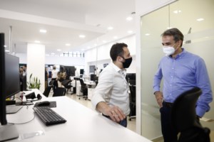 Μητσοτάκης από τα Ιωάννινα: Πάνω από 70.000 ραντεβού για εμβολιασμό στις ηλικίες 18 έως 24