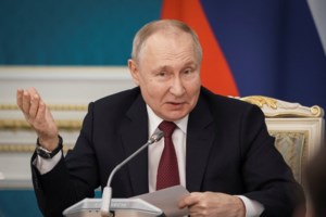 Πόλεμος στην Ουκρανία: Το Κίεβο καλεί τους άρρενες υπηκόους της στο εξωτερικό να παρουσιαστούν σε στρατολογικά κέντρα