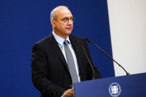 Κυβερνητικός εκπρόσωπος: Είναι πρωτοφανές να παραπέμπεται ένας ακόμη πρώην υπουργός του και ο κ. Τσίπρας να πανηγυρίζει