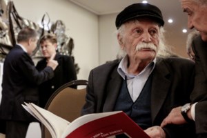 1922 - 2020: Ο Μανώλης Γλέζος έφυγε, ο θρύλος έμεινε για πάντα - εικόνα 4