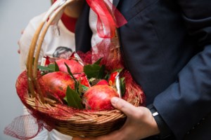 Πρωτοχρονιά: Τα ήθη και έθιμα της παραμονής και ανήμερα σε περιοχές της Ελλάδας - εικόνα 2