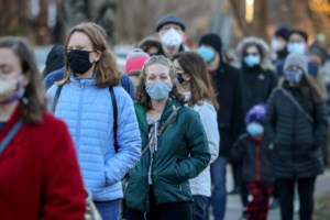 Ο Μπάιντεν καλωσορίζει τον Commander στο Λευκό Οίκο - Ο νέος γερμανικός ποιμενικός της οικογένειας [εικόνα - βίντεο]