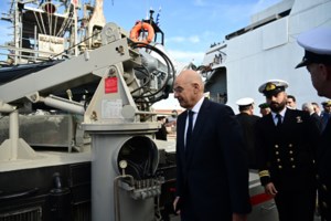 Στη θάλασσα η πρώτη ελληνική Bellhara - Η φρεγάτα "Κίμων" βγήκε για δοκιμές [εικόνες]