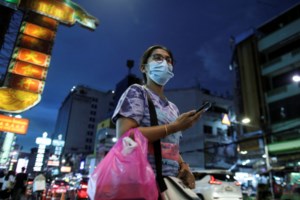 Βρετανία: Σχεδόν 17.000 κρούσματα και 67 θάνατοι σε 24 ώρες - εικόνα 2