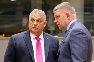 Σε σοβαρή κατάσταση νοσηλεύεται ο Ρόμπερτ Φίτσο - Δεν μπορούν να τον μεταφέρουν στην Μπρατισλάβα