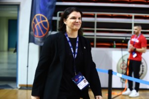 Ελένη Καπογιάννη:  Υπάρχει φόβος και αβεβαιότητα. Έχει φύγει πολύς κόσμος από την Τεχεράνη