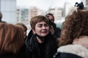 Δίκη Τοπαλούδη - Καταπέλτης ο ιατροδικαστής: "Όταν την έριχναν στη θάλασσα ήταν ζωντανή - Υπήρξε βασανισμός" - εικόνα 2