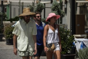 Γώγος: Κίνδυνος μεταλλάξεων με αντοχή σε εμβόλια και αντιϊκά φάρμακα - εικόνα 2