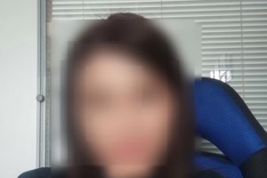 Καματερό: Εδειρε άγρια τον 15χρονο συμμαθητή του - Τα υπόλοιπα παιδιά τραβούσαν ατάραχα βίντεο τον ξυλοδαρμό - εικόνα 2