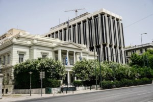 Κωνσταντινούπολη: Τριμερής συνάντηση Ελλάδας, Τουρκίας και Βουλγαρίας για το μεταναστευτικό