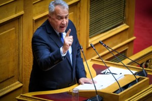 Βουλή: Νέο επεισόδιο με Κωνσταντοπούλου - Είπε "χουντικό" τον Βορίδη, έξαλλος ο πρόεδρος της Βουλής, Μπούρας