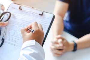 Προσωπικός γιατρός: Πότε δεν θα εφαρμόζονται "ποινές" για όσους δεν εγγραφούν - Λείπουν ακόμη 500 γιατροί - εικόνα 2