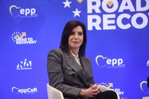 Επιστολή Ασημακοπούλου στους απόδημους για τη διαρροή των e-mails: "Ήρθαν στα χέρια μου από τον Νίκο Θεοδωρόπουλο"