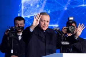 Τσαβούσογλου: Η Σουηδία δεν έχει προχωρήσει στην έκδοση υπόπτων που συνδέονται με την τρομοκρατία