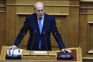 Γεωργιάδης για ΕΛΤΑ: "Τα καταστήματα θα κλείσουν εφόσον είναι ζημιογόνα- Ο Σκλήκας φταίει και καλώς παραιτήθηκε"