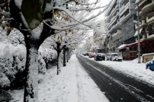 Προσγειώσεις "θρίλερ" αεροπλάνων στο "Ελευθέριος Βενιζέλος" εν μέσω σφοδρών ανέμων