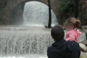 Τρίκαλα - Αστυνομικός για ασέλγεια στην κόρη του: Είναι αδιανόητο, να κατηγορούμαι ότι έκανα κάτι τέτοιο - εικόνα 2