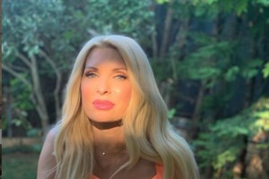 La casa de papel: Για διακοπές σε ελληνικά νησιά πρωταγωνιστής της ισπανικής σειράς [εικόνες]