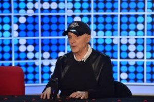 Το άγριο ξέσπασμα του Βερύκιου που δεν πήγε στην κηδεία του Κοντομηνά: "Τον ταλαιπωρούν και μετά θάνατον, ντροπή..." - εικόνα 2