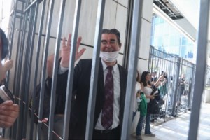 Ζήσης Ρούμπος - Mήνυμα "γροθιά" για την πατριαρχία: ""Να πάτε ψυχανάλυση μάγκες - Από άντρες, να γίνεται άνθρωποι"