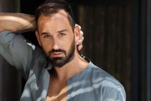 Aρης Σοϊλέδης: Έξαλλος για τις τιμές στη Μύκονο - "Πήρα ένα κουλούρι 5 ευρώ και 60 λεπτά! Αίσχος"