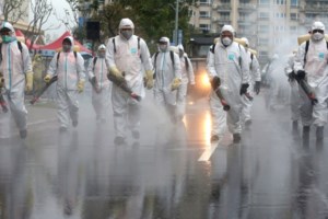 Χωρίς μάσκες οι εμβολιασμένοι στις ΗΠΑ: Σύγχυση και αντιπαραθέσεις μετά τη νέα οδηγία του CDC