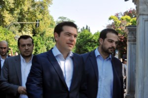 Καρφιά Κούλογλου για όσους έχουν "επάγγελμα Τσίπρα" - Αρχίζουν τα... όργανα στον ΣΥΡΙΖΑ