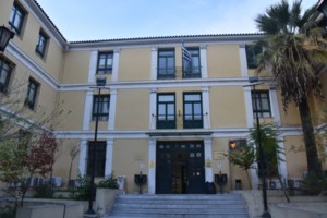 Με θερμομετρήσεις, μάσκες και αντισηπτικά άνοιξαν οι οίκοι ανοχής - Τι αποκαλύπτει υπεύθυνη του χώρου [Εικόνες και Βίντεο] - εικόνα 4