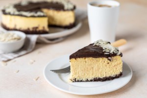 Συνταγή: Cheesecake ferrero, όνειρο - Με πραλίνα φουντουκιού, δεν θέλει καν ψήσιμο - εικόνα 2