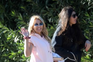 Σάλος για τη Σπυροπούλου - Παπαγεωργίου και Γραμμέλη: "Θράσος να αγνοείς τα καθημερινά 3.000 κρούσματα" - εικόνα 2