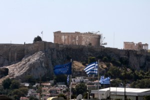 Η Ελλάδα αποπλήρωσε πρόωρα δάνειο 1 δισ. στη Γαλλία - "Η οικονομία της πάει καλύτερα", γράφει η Parisien