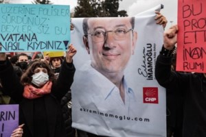 Καρατομήθηκε ο Ιμάμογλου από δήμαρχος Κωνσταντινούπολης