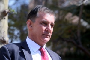 Ποιοι ανεμβολίαστοι δικαιούνται δωρεάν self-test επιστρέφοντας από τις διακοπές τους