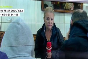 Ναύπακτος: Με ποια δημοφιλή εφαρμογή "έγδυναν" τις συμμαθήτριές τους οι 13χρονοι - Τι βρέθηκε στα κινητά τους