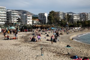 Θερμή αφρικανική "εισβολή" στη χώρα: Τα δύο πρόσωπα του καιρού - Πότε έρχεται κακοκαιρία με χιόνια  [Εικόνες - Βίντεο] - εικόνα 5