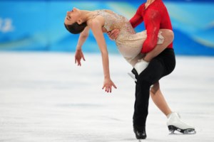 Το "απαγορευμένο" ανάποδο άλμα του Ιλία Μαλίνιν που του έδωσε το χρυσό - Προσγειώθηκε στο ένα πόδι - εικόνα 2