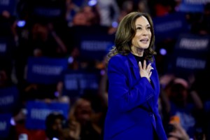 Ο Ρόμπερτ Κένεντι τζούνιορ ετοιμάζεται να αποσύρει την υποψηφιότητά του για την προεδρία - Θα ταχθεί υπέρ του Τραμπ - εικόνα 2