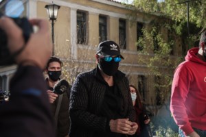 Ριφιφί στις θυρίδες του Ψυχικού: Παρακολουθούσαν τα θύματα από τα social media - εικόνα 4