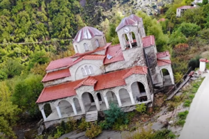 Βούτες Ηρακλείου: Οι ομοιότητες με τo χωριό φάντασμα στα Τρίκαλα - Το φαινόμενο που "καταπίνει" ολόκληρα χωριά - εικόνα 7