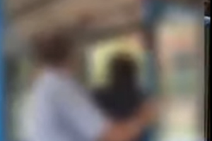 Ξυλοδαρμός οδηγού λεωφορείου από 20χρονους: "Με έβριζαν, μου πήραν το κινητό και το τσαντάκι" - εικόνα 2