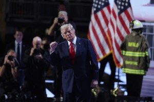 Μπάιντεν: Στο πλευρό της Καμάλα Χάρις για υποψήφια των Δημοκρατικών - "Ήρθε η ώρα να ενωθούμε και να νικήσουμε τον Τραμπ"