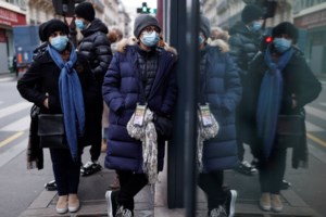 Η πανδημία θα τελειώσει με το τέλος της Όμικρον, υποστηρίζει ο "γκουρού" των επιδημιολόγων [Βίντεο] - εικόνα 3