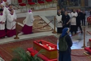 Λαϊκό προσκύνημα στο Βατικανό για τον Πάπα Φραγκίσκο: Πάνω από 128.000 πιστοί μέχρι το πρωί της Παρασκευής - εικόνα 4