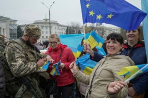 Ουκρανία: Ρωσικές δυνάμεις κατέστρεψαν υποδομές ζωτικής σημασίας στη Χερσώνα, λέει ο Ζελένσκι