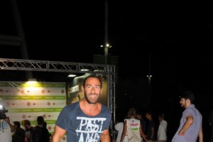 "Πόλεμος" Ράδιο Αρβύλα με ΣΚΑΪ: Πώς άρχισε η άγρια κόντρα του Κανάκη με το κανάλι - Οι οργισμένες ανακοινώσεις - εικόνα 8